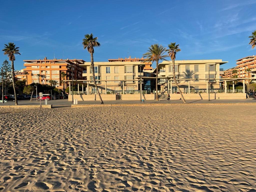 Sunny&Beach In Valencia Luaran gambar