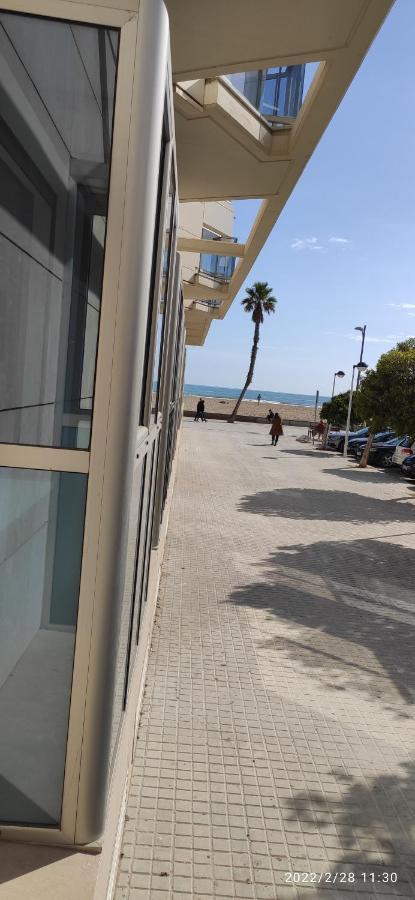 Sunny&Beach In Valencia Luaran gambar