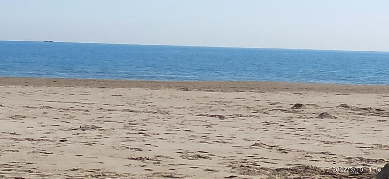 Sunny&Beach In Valencia Luaran gambar